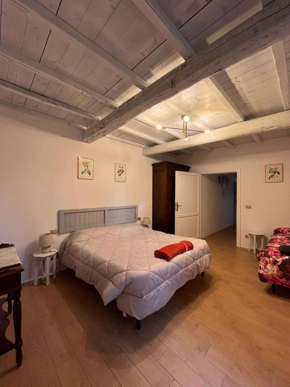 Agriturismo La Torre Di Monsindoli Vakantieboerderij Siena