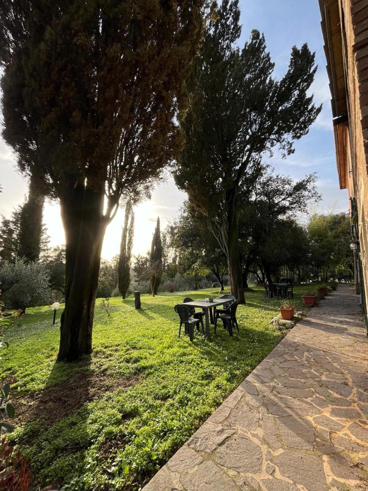 Agriturismo La Torre Di Monsindoli Bauernhof *
